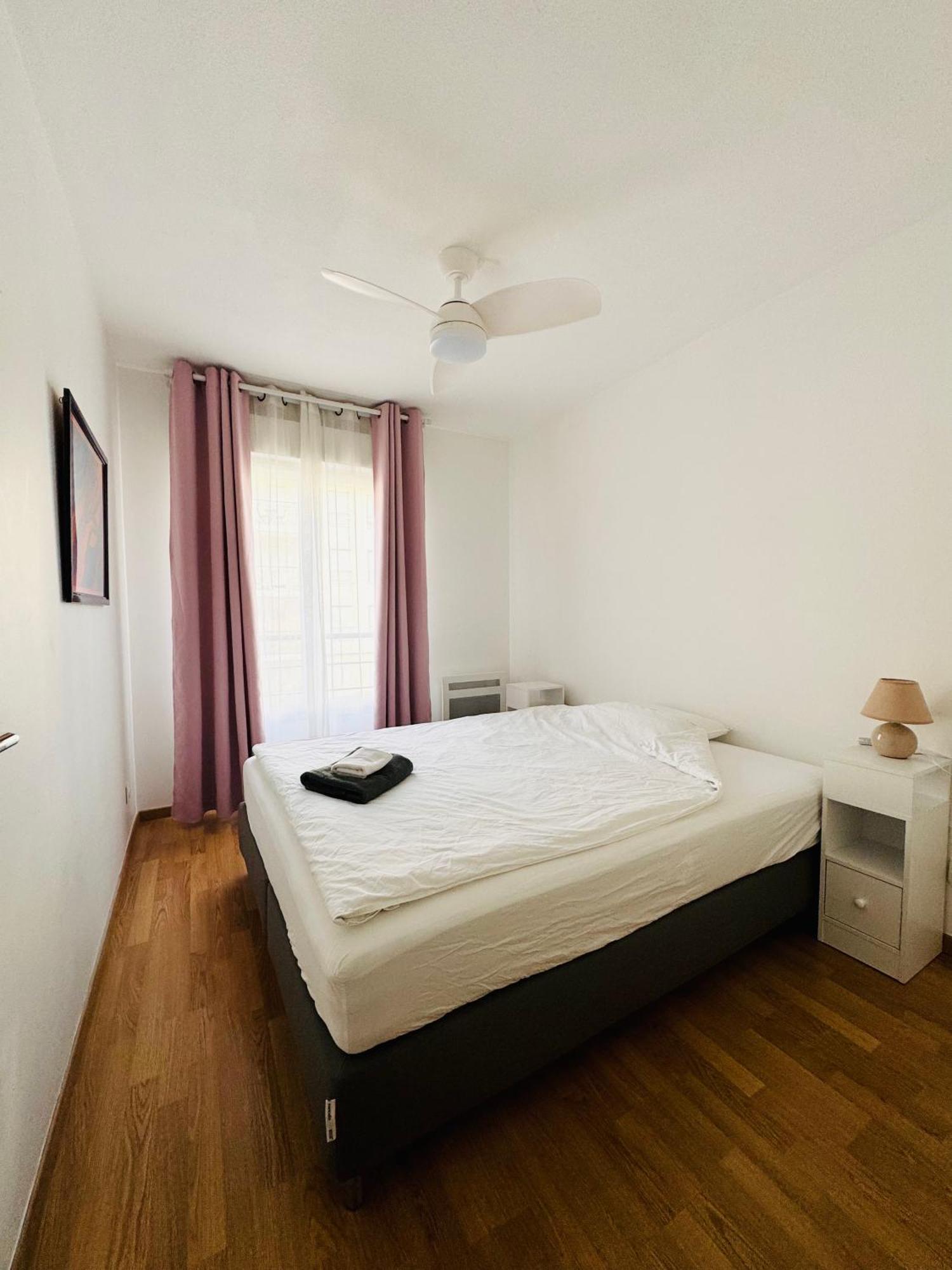 Beautiful Apartment Near Geneva Saint-Julien-en-Genevois Eksteriør billede